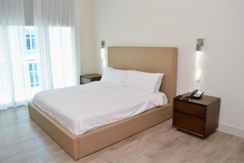 Condo in Hollywood, Florida, 1 bedroom № 2081995 - photo 14