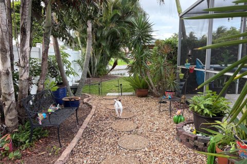 Casa en venta en Dania Beach, Florida, 3 dormitorios, 212.19 m2 № 2387978 - foto 9