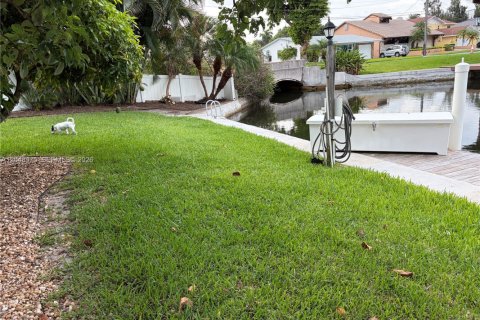 Casa en venta en Dania Beach, Florida, 3 dormitorios, 212.19 m2 № 2387978 - foto 14