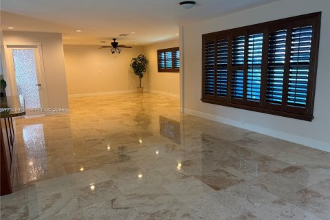 Casa en venta en Dania Beach, Florida, 3 dormitorios, 212.19 m2 № 2387978 - foto 29