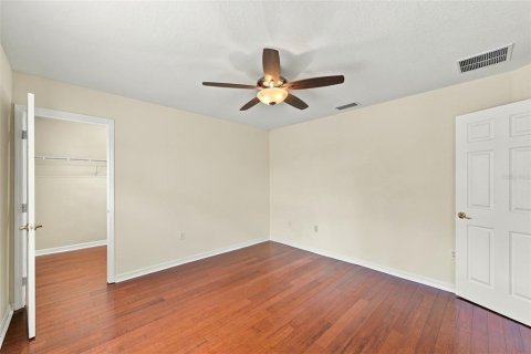 Villa ou maison à louer à Tampa, Floride: 4 chambres, 264.59 m2 № 2415519 - photo 28