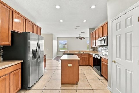 Villa ou maison à louer à Tampa, Floride: 4 chambres, 264.59 m2 № 2415519 - photo 9