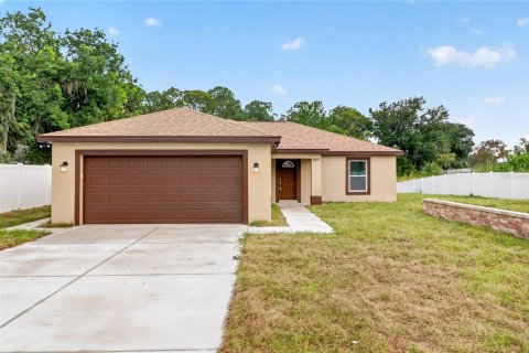 Villa ou maison à Winter Haven, Floride 3 chambres, 137.87 m2 № 2406846