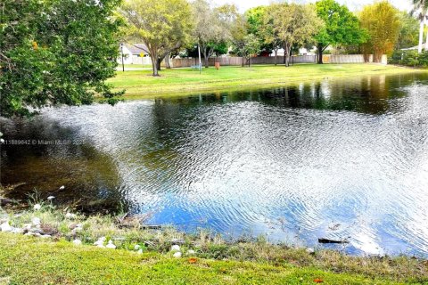 Villa ou maison à vendre à Cooper City, Floride: 4 chambres, 209.87 m2 № 1938924 - photo 24