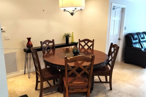 Villa ou maison à vendre à Cooper City, Floride: 4 chambres, 209.87 m2 № 1938924 - photo 30