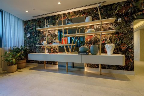 Copropriété à vendre à Miami, Floride: 3 chambres, 163.42 m2 № 1974363 - photo 23