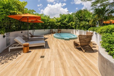 Copropriété à vendre à Miami, Floride: 3 chambres, 163.42 m2 № 1974363 - photo 11