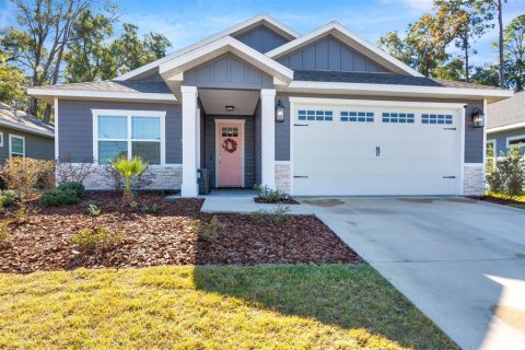 Casa en alquiler en Gainesville, Florida, 4 dormitorios, 188.5 m2 № 1834577 - foto 1