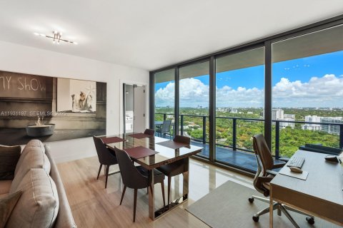 Condominio en alquiler en Miami, Florida, 2 dormitorios, 106.65 m2 № 2076946 - foto 9