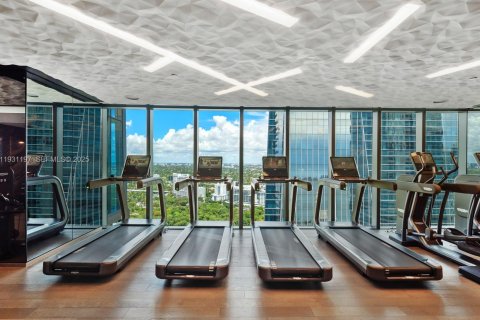 Condominio en alquiler en Miami, Florida, 2 dormitorios, 106.65 m2 № 2076946 - foto 16