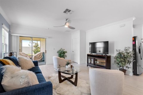 House in Wimauma, Florida 2 bedrooms, 149.94 sq.m. № 1685330 - photo 11
