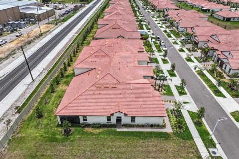 House in Wimauma, Florida 2 bedrooms, 149.94 sq.m. № 1685330 - photo 29