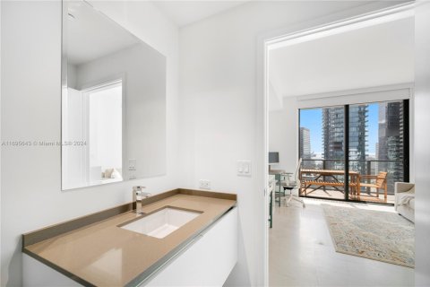 Copropriété à louer à Miami, Floride: 2 chambres, 111.67 m2 № 1691290 - photo 12