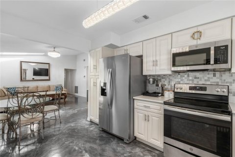 Villa ou maison à vendre à Palm Coast, Floride: 3 chambres, 124.12 m2 № 2398658 - photo 12