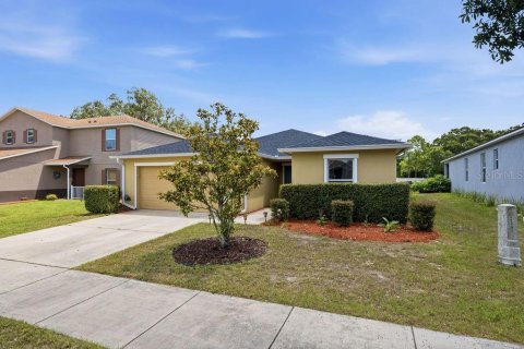 House in Riverview, Florida 3 bedrooms, 178.37 sq.m. № 2217777 - photo 17