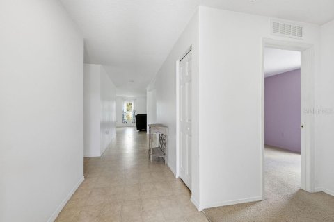 House in Riverview, Florida 3 bedrooms, 178.37 sq.m. № 2217777 - photo 28