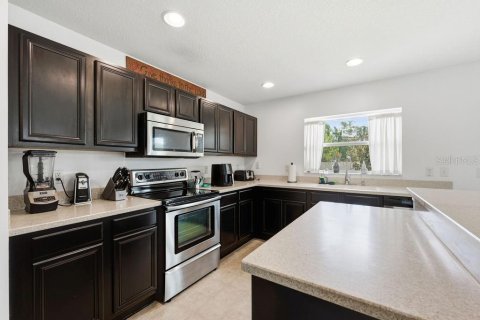 House in Riverview, Florida 3 bedrooms, 178.37 sq.m. № 2217777 - photo 6