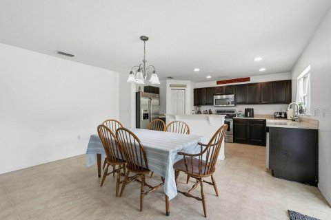 House in Riverview, Florida 3 bedrooms, 178.37 sq.m. № 2217777 - photo 11