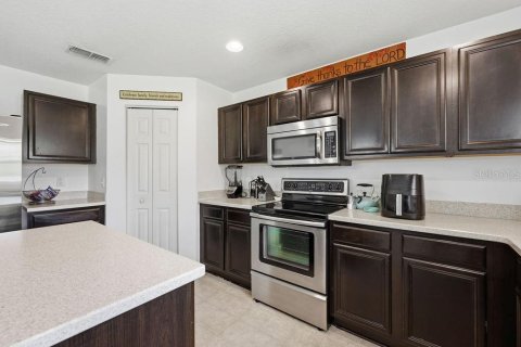 House in Riverview, Florida 3 bedrooms, 178.37 sq.m. № 2217777 - photo 7
