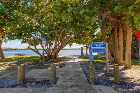 Adosado en venta en Stuart, Florida, 2 dormitorios, 119.66 m2 № 2146997 - foto 27