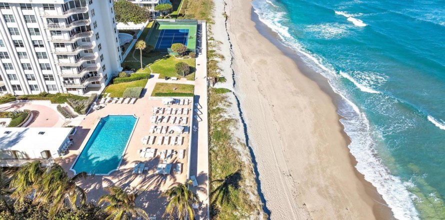 Condo in Palm Beach, Florida, 2 bedrooms  № 2248263