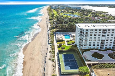Condo in Palm Beach, Florida, 2 bedrooms  № 2248263 - photo 22
