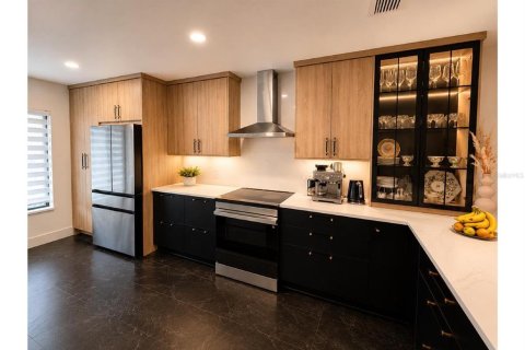 Copropriété à vendre à Apopka, Floride: 4 chambres, 151.99 m2 № 2323070 - photo 4