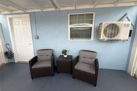 Casa en alquiler en Tampa, Florida, 1 dormitorio, 37.16 m2 № 2277619 - foto 5