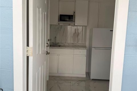 Casa en alquiler en Tampa, Florida, 1 dormitorio, 37.16 m2 № 2277619 - foto 6