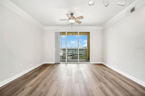 Condo in Tampa, Florida, 2 bedrooms  № 1822366 - photo 12