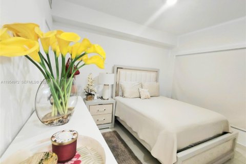 Adosado en venta en Homestead, Florida, 4 dormitorios, 133.22 m2 № 2011313 - foto 9