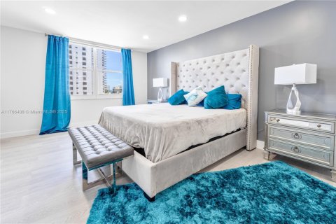 Condominio en venta en Hollywood, Florida, 2 dormitorios, 111.3 m2 № 1920950 - foto 10