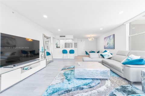 Condominio en venta en Hollywood, Florida, 2 dormitorios, 111.3 m2 № 1920950 - foto 5