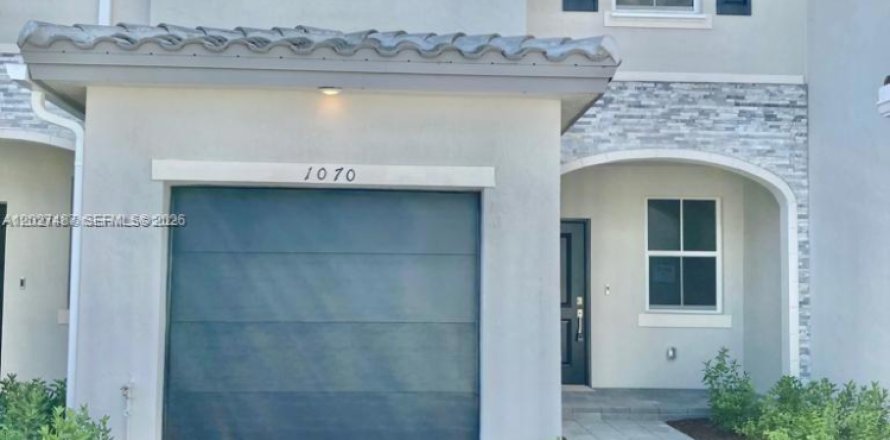 Touwnhouse à Homestead, Floride 3 chambres, 123.65 m2 № 2087120
