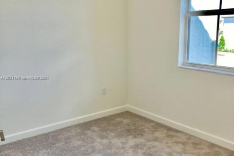 Touwnhouse à vendre à Homestead, Floride: 3 chambres, 123.65 m2 № 2087120 - photo 6