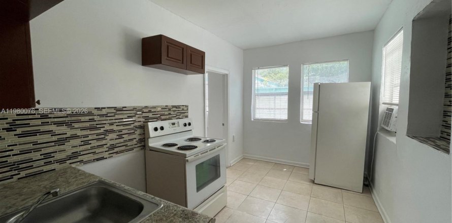 Appartement à Miami, Floride 1 chambre, 479.56 m2 № 2046371