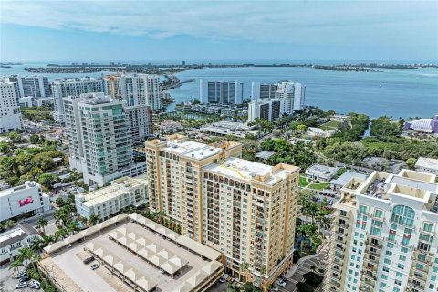 Condominio en venta en Sarasota, Florida, 1 dormitorio, 65.5 m2 № 1546678 - foto 1