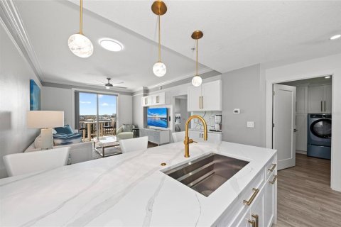 Condominio en venta en Sarasota, Florida, 1 dormitorio, 65.5 m2 № 1546678 - foto 8