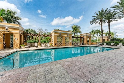 Condominio en venta en Sarasota, Florida, 1 dormitorio, 65.5 m2 № 1546678 - foto 3