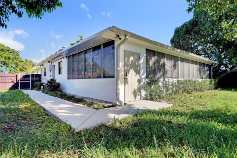 Casa en venta en North Miami Beach, Florida, 3 dormitorios, 113.34 m2 № 1811107 - foto 14