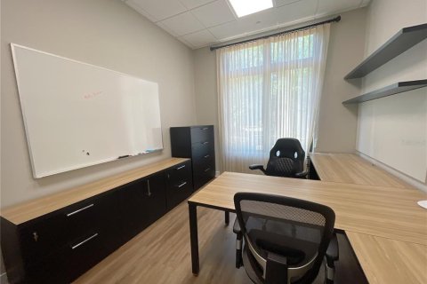 Propiedad comercial en alquiler en Gainesville, Florida № 1656892 - foto 11