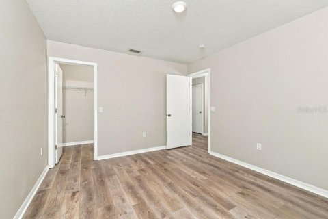 Villa ou maison à louer à Lakeland, Floride: 3 chambres, 255.39 m2 № 2413557 - photo 12