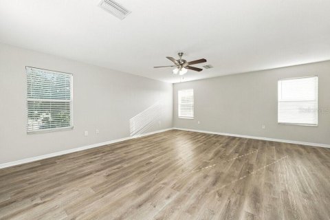 Villa ou maison à louer à Lakeland, Floride: 3 chambres, 255.39 m2 № 2413557 - photo 9