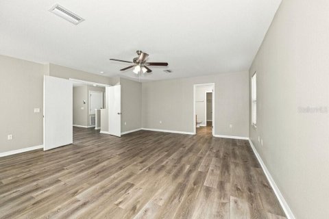 Villa ou maison à louer à Lakeland, Floride: 3 chambres, 255.39 m2 № 2413557 - photo 10