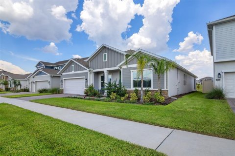 Villa ou maison à vendre à Clermont, Floride: 4 chambres, 270.44 m2 № 2356094 - photo 4