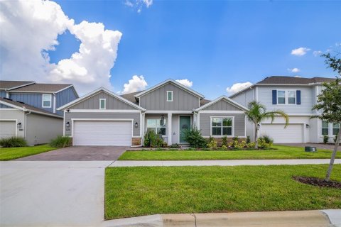 Villa ou maison à vendre à Clermont, Floride: 4 chambres, 270.44 m2 № 2356094 - photo 3