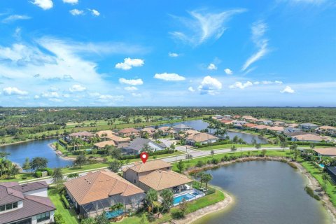 Villa ou maison à vendre à Jupiter, Floride: 4 chambres, 358.23 m2 № 2247307 - photo 4