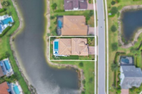 Villa ou maison à vendre à Jupiter, Floride: 4 chambres, 358.23 m2 № 2247307 - photo 13
