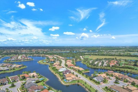 Villa ou maison à vendre à Jupiter, Floride: 4 chambres, 358.23 m2 № 2247307 - photo 9