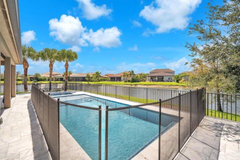Villa ou maison à vendre à Jupiter, Floride: 4 chambres, 358.23 m2 № 2247307 - photo 20